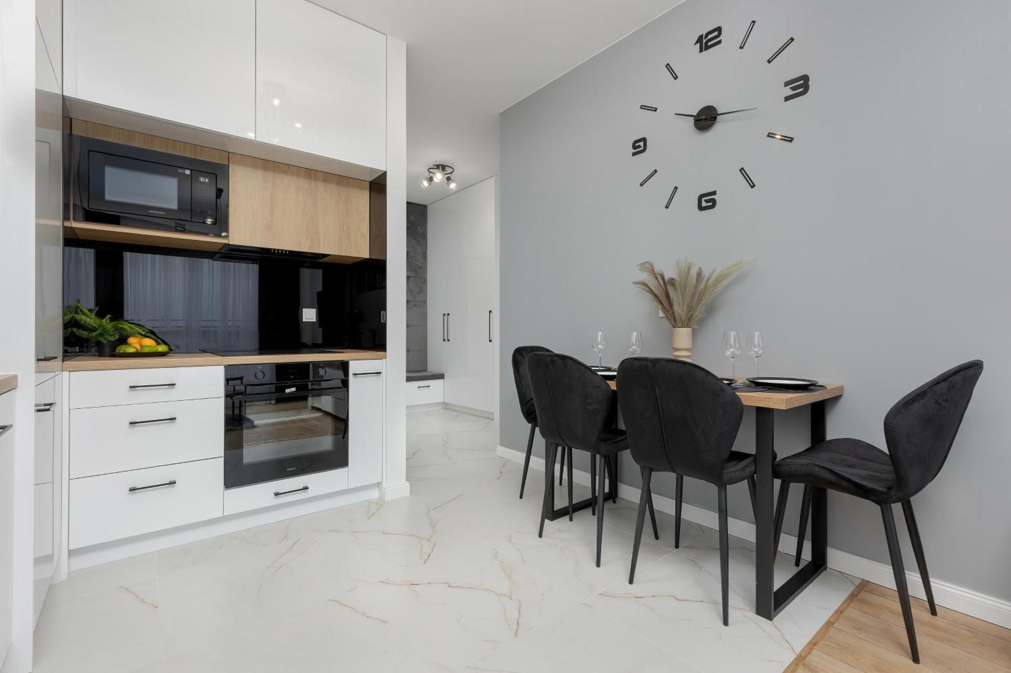 Warsaw Kotsisa Apartments With Parking By Noclegi Renters Eksteriør bilde